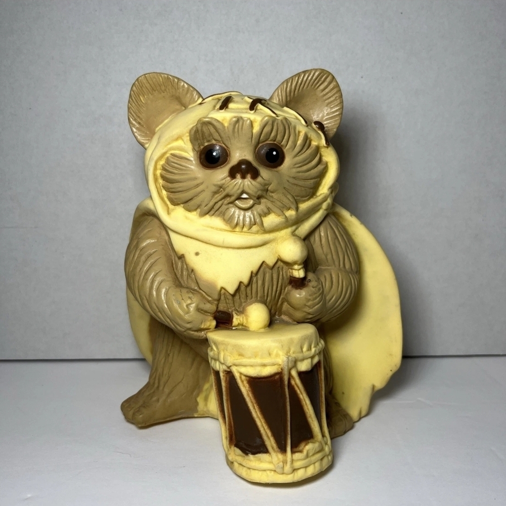 Vintage Star Wars Original Wicket Ewok Drummer Bank 1983